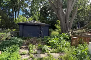 2715 Eisenhower Dr, Racine, WI 53405 - Photo 8