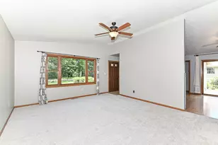 31331 Lake St, Burlington, WI 53105 - Photo 6