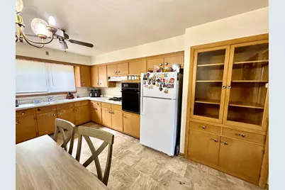 7328 W Honey Creek Dr, Milwaukee, WI 53219 - Photo 32