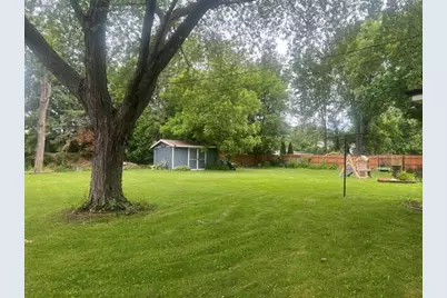 7651 S Clement Ave, Oak Creek, WI 53154 - Photo 24