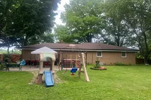 7651 S Clement Ave, Oak Creek, WI 53154 - Photo 20