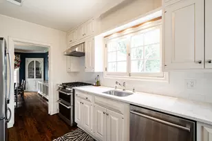 6014 N Kent Ave, Whitefish Bay, WI 53217 - Photo 20