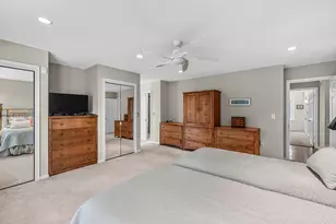 11272 N Lakeview Pl, Mequon, WI 53092 - Photo 26