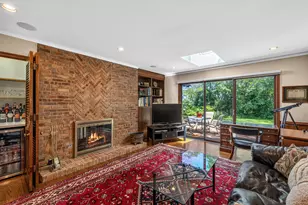 11272 N Lakeview Pl, Mequon, WI 53092 - Photo 24