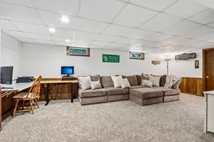 1210 Evergreen Dr, Waukesha, WI 53188 - Photo 16