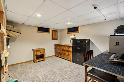 1210  Evergreen Dr, Waukesha, WI 53188 - Photo 20