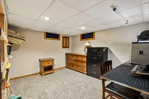 1210 Evergreen Dr, Waukesha, WI 53188 - Photo 20