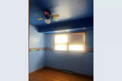 5760 N 93rd St, Milwaukee, WI 53225 - Photo 6