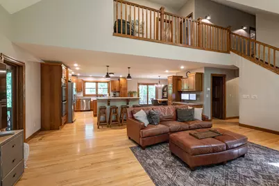 N6587  McCurdy Rd, Onalaska, WI 54636 - Photo 8