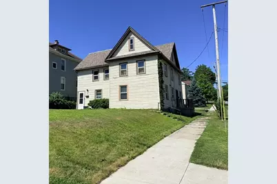 106 S 7th Ave #709 Hickory, West Bend, WI 53095 - Photo 1