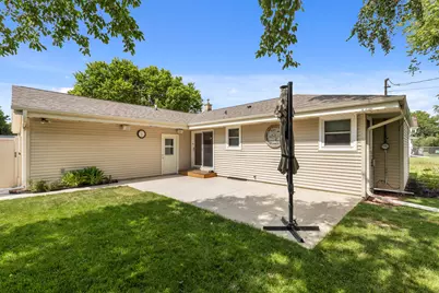 1111  Wisteria Ln, Waukesha, WI 53189 - Photo 4