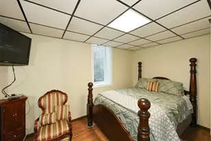 8035 W Bruss Ln, Franklin, WI 53132 - Photo 32