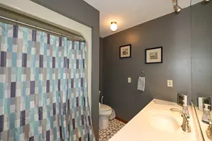 8035 W Bruss Ln, Franklin, WI 53132 - Photo 20
