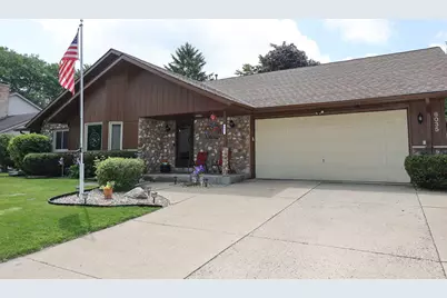 8035 W Bruss Ln, Franklin, WI 53132 - Photo 48