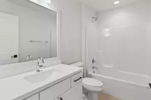 9405 S Cypress Pl, Oak Creek, WI 53154 - Photo 52