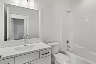 9405 S Cypress Pl, Oak Creek, WI 53154 - Photo 26