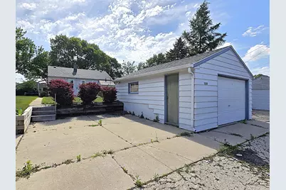 7330 W Potomac Ave, Milwaukee, WI 53216 - Photo 38