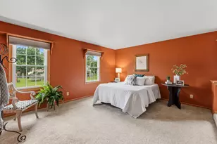 4590 S Regal Dr, New Berlin, WI 53151 - Photo 18
