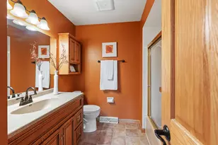 4590 S Regal Dr, New Berlin, WI 53151 - Photo 22