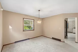 3552 Lusan Dr, Jackson, WI 53012 - Photo 6