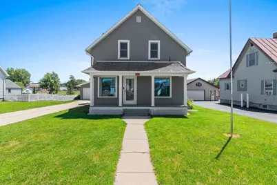 329  Mill St, Reedsville, WI 54230 - Photo 2