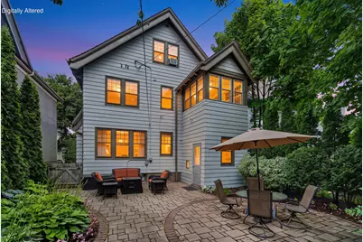 2734 N Farwell Ave, Milwaukee, WI 53211 - Photo 30