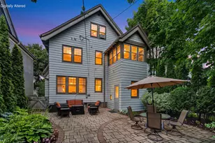 2734 N Farwell Ave, Milwaukee, WI 53211 - Photo 30