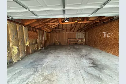 6451 N 73rd St, Milwaukee, WI 53223 - Photo 26