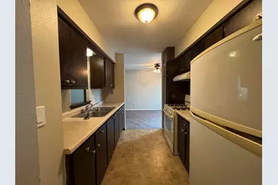 6451 N 73rd St, Milwaukee, WI 53223 - Photo 6