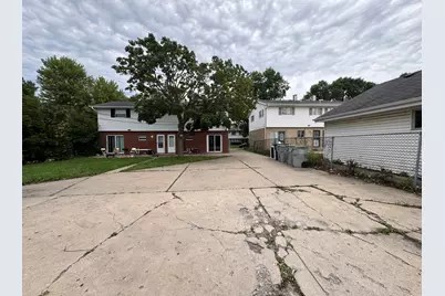6451 N 73rd St, Milwaukee, WI 53223 - Photo 24