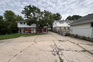 6451 N 73rd St, Milwaukee, WI 53223 - Photo 24