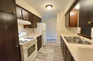 6451 N 73rd St, Milwaukee, WI 53223 - Photo 8