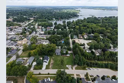 723  Division St, Delafield, WI 53018 - Photo 1