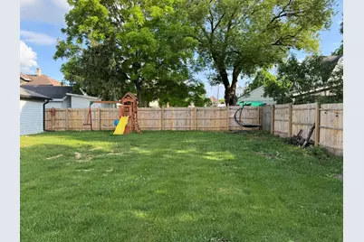 510 N Church St, Watertown, WI 53098 - Photo 2