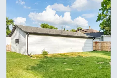 510 N Church St, Watertown, WI 53098 - Photo 26