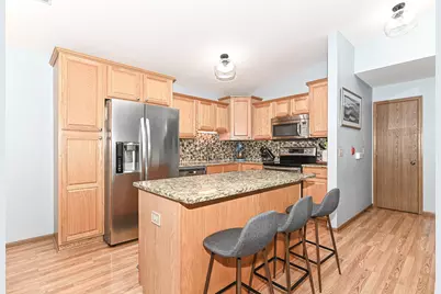 1243 N Sunnyslope Dr #203, Racine, WI 53406 - Photo 8