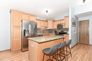 1243 N Sunnyslope Dr, Racine, WI 53406 - Photo 8