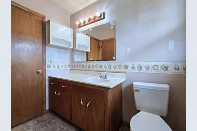 5863 S Hately Ave, Cudahy, WI 53110 - Photo 10