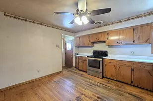 5863 S Hately Ave, Cudahy, WI 53110 - Photo 4