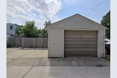 3334 N 92nd St, Milwaukee, WI 53222 - Photo 40