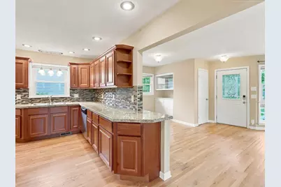 3334 N 98th St, Milwaukee, WI 53222 - Photo 10