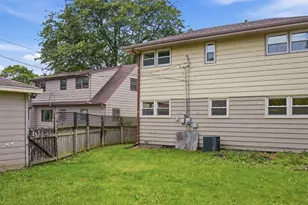 3334 N 98th St, Milwaukee, WI 53222 - Photo 42