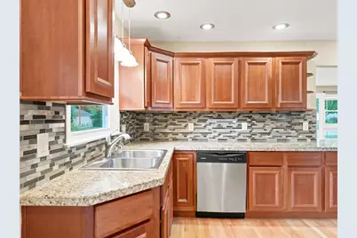 3334 N 98th St, Milwaukee, WI 53222 - Photo 14