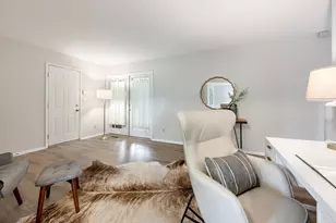 11762 N Ridgeway Ave, Mequon, WI 53097 - Photo 18