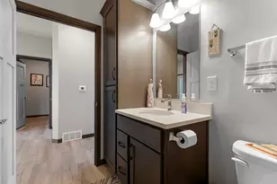 525 Maple Leaf Ct, Manitowoc, WI 54220 - Photo 52