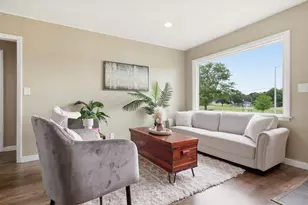 920 N Grandview Blvd, Waukesha, WI 53188 - Photo 8