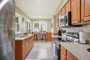 920 N Grandview Blvd, Waukesha, WI 53188 - Photo 6