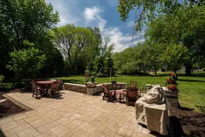 9439 N Broadmoor Rd, Bayside, WI 53217 - Photo 42