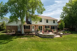 9439 N Broadmoor Rd, Bayside, WI 53217 - Photo 30