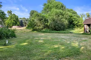 5402 Northwest Hwy, Racine, WI 53185 - Photo 10